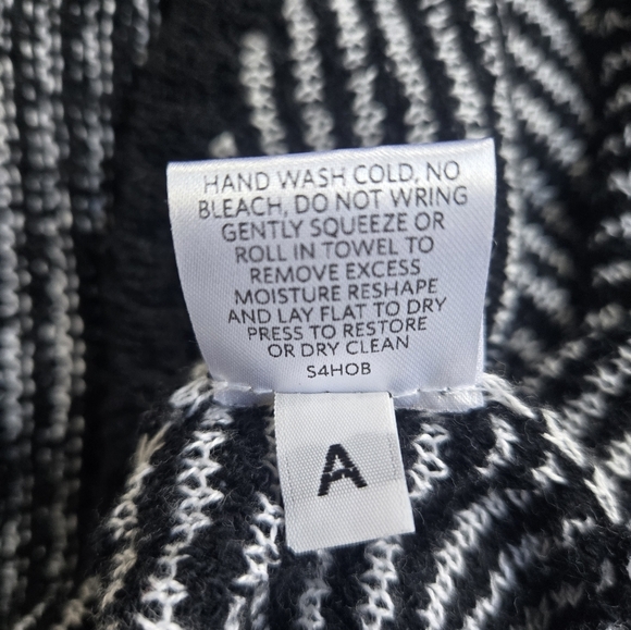 Eileen Fisher Knitted Tank Black And White Stripe Racerback Womens Small - Picture 5 of 5